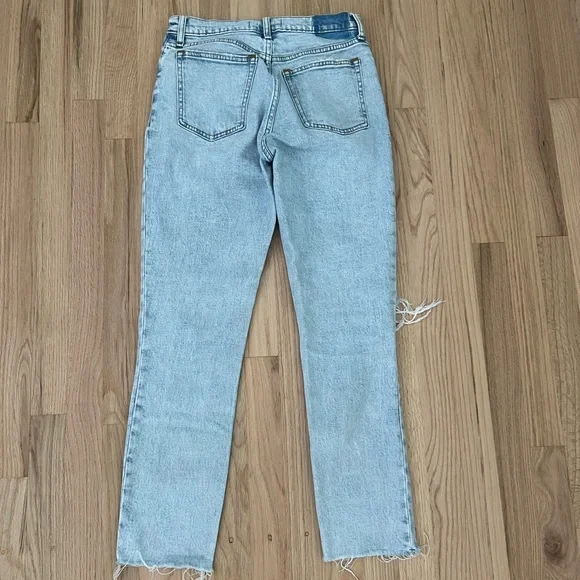 Women’s Abercrombie & Fitch - The Skinny High Rise Jeans - Size 4 - Picture 4 of 4